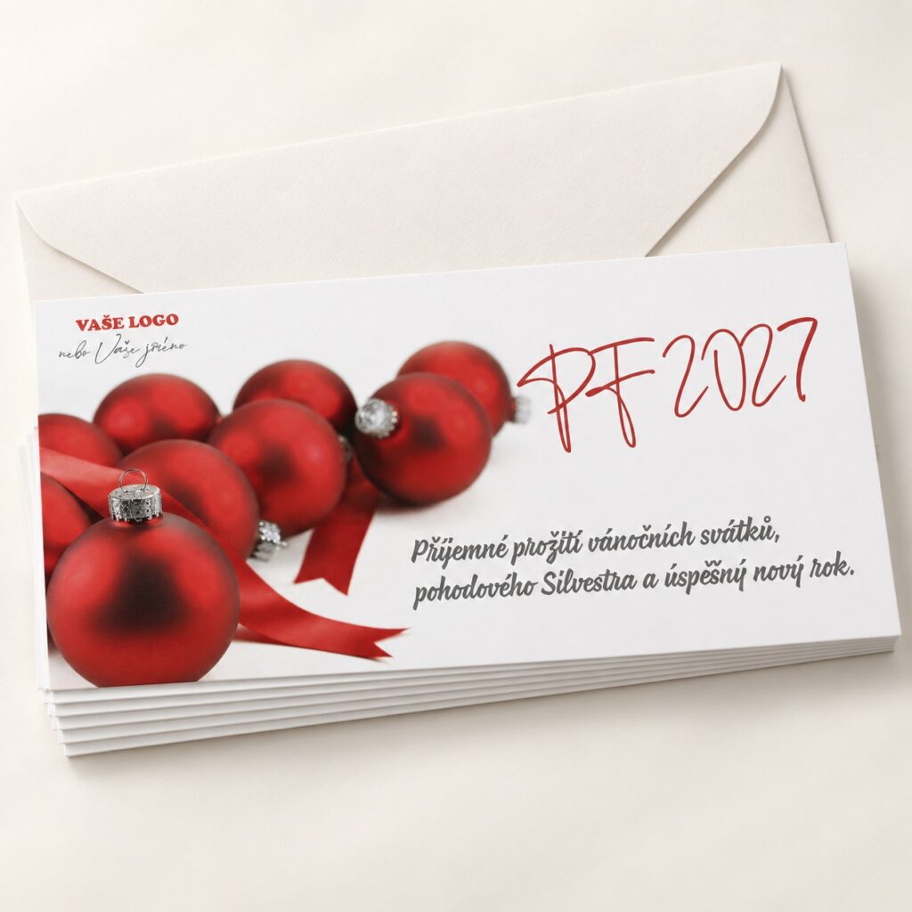Detail sady novoročeniek s červenými vianočnými guľami a PF 2027.